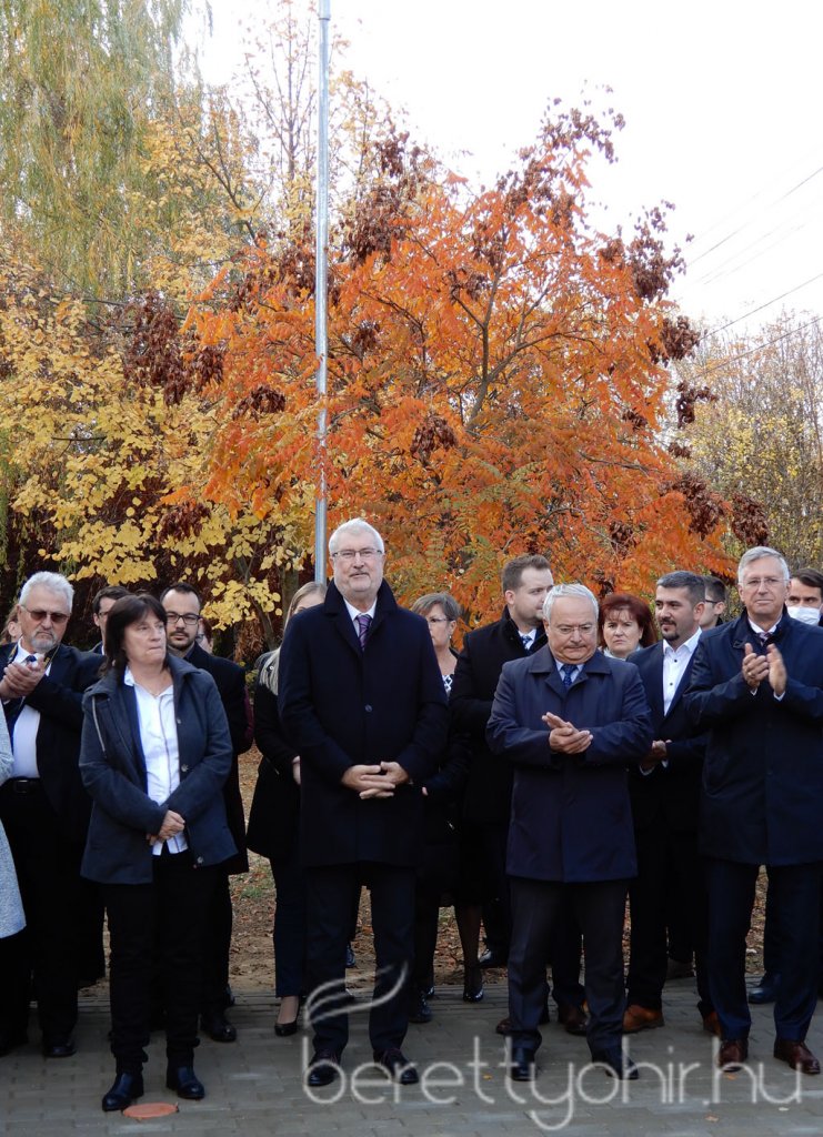 Átadták a zeneiskola új épületét 05